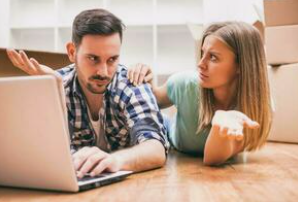 Couple at Computer Pic